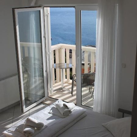Pile Apartments 3 Omiš Dış mekan fotoğraf